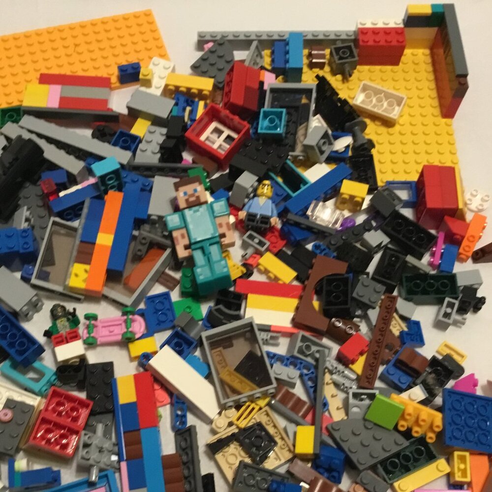 Great colorful lot of Lego pieces. A huge variety of pieces. - Picture 3 of 8